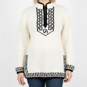 1970s Carol Brent Mod Style Greek Key Knit Sweater Ivory Black Pullover Size M